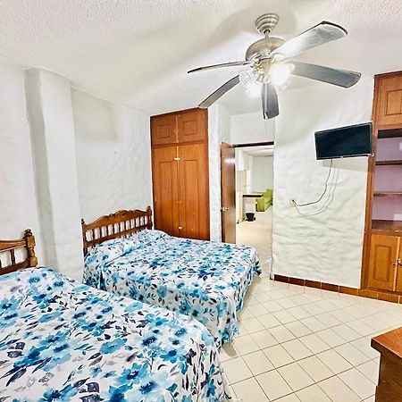 Playa Suites 마사틀란 객실 사진
