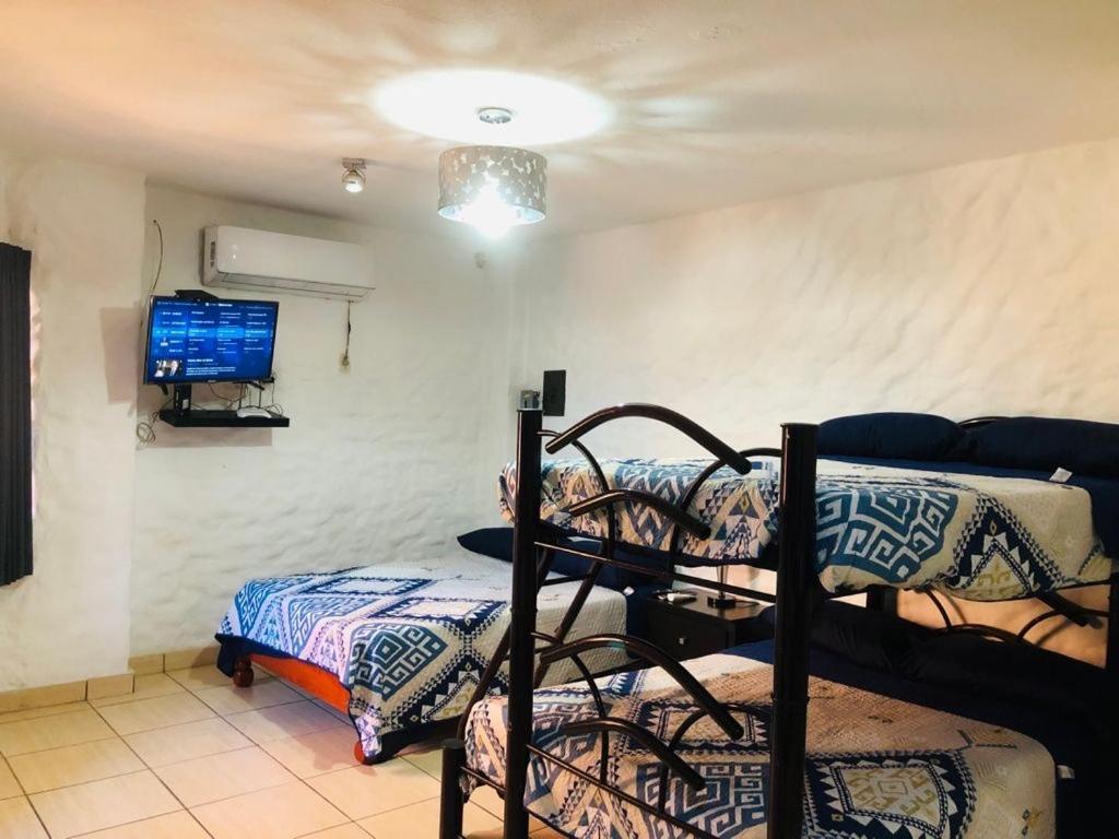 Playa Suites 마사틀란 객실 사진