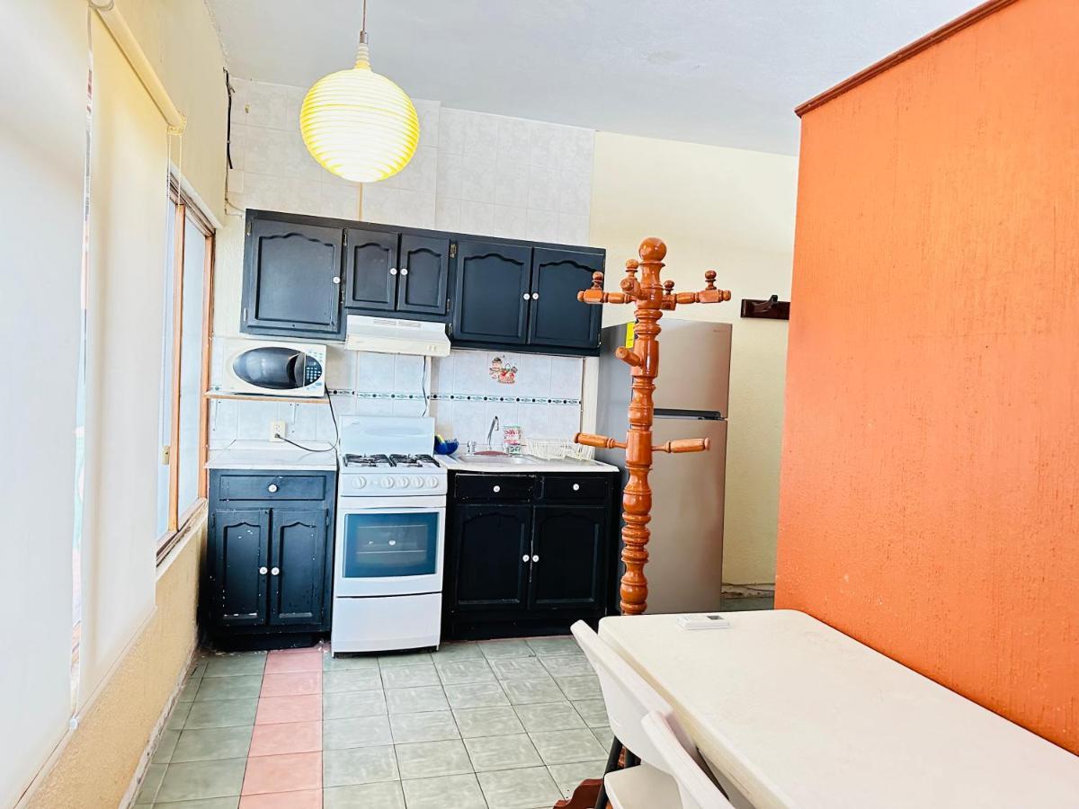 Playa Suites 마사틀란 객실 사진